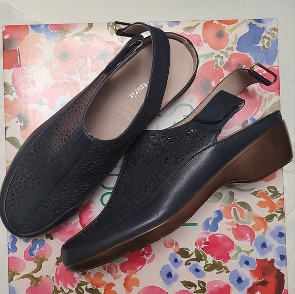 Easy Spirit Dawn Slingback Clog Dark Blue 7M - Picture 2 of 11